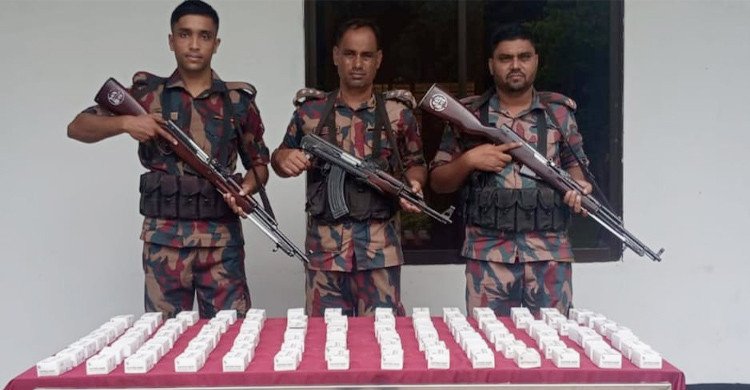 বেনাপোলে ৩০ লাখ টাকার ভারতীয় যৌন উত্তেজক ট্যাবলেট জব্দ